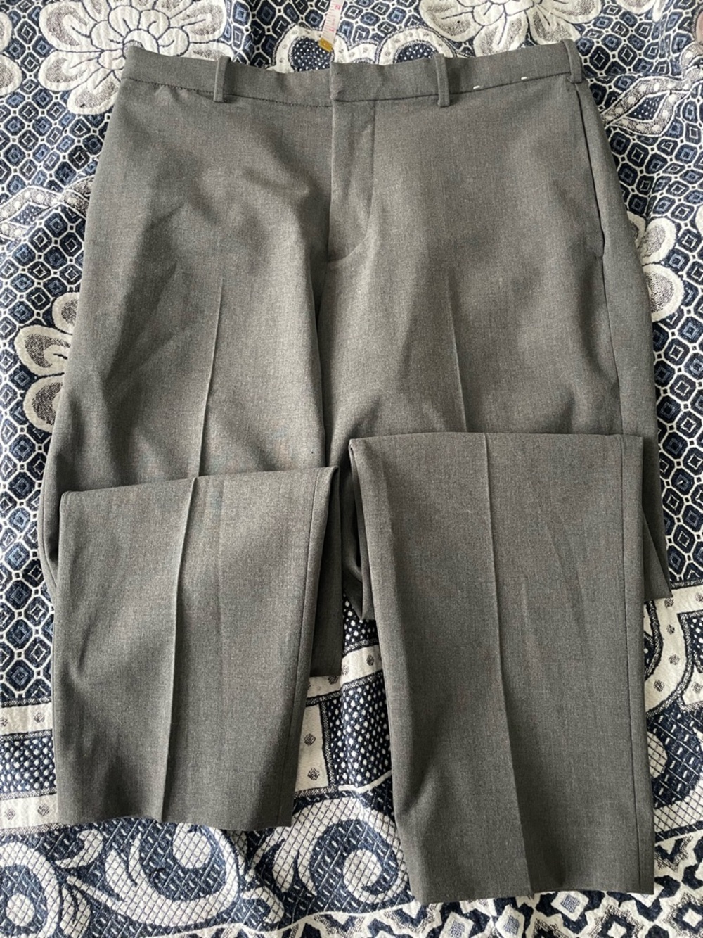 Uniqlo grey dress trousers M